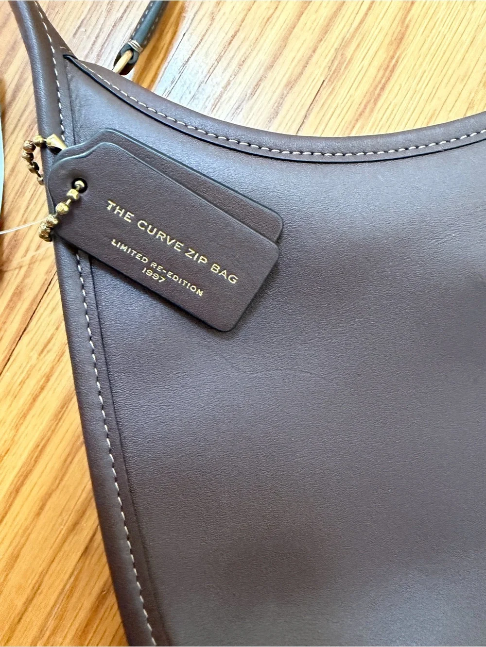 Coach Curve Zip Bag “Limited” *NWT
